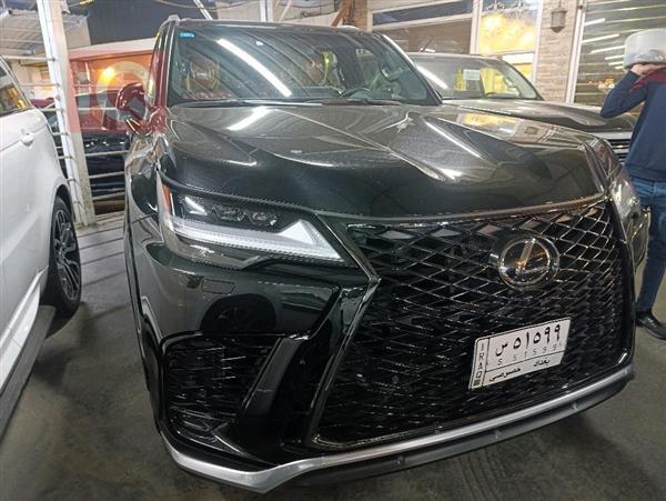 Lexus for sale in Iraq